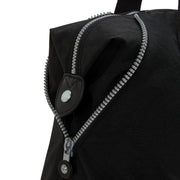 حقيبة KIPLING كبيرة الحجم للجنسين للجنسين ذات حقيبة يد كبيرة للجنسين سوداء اللون M M I6659-1RE
