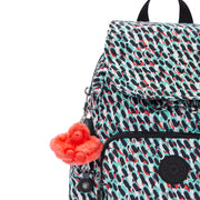 حقيبة ظهر صغيرة من KIPLING مع أحزمة قابلة للتعديل بطباعة تجريدية أنثوية صغيرة بسحاب المدينة - I3735-GN6
